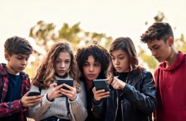 Adicción en la adolescencia a las nuevas tecnologías.